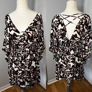 Cinched waist, quarter sleeve mini dress